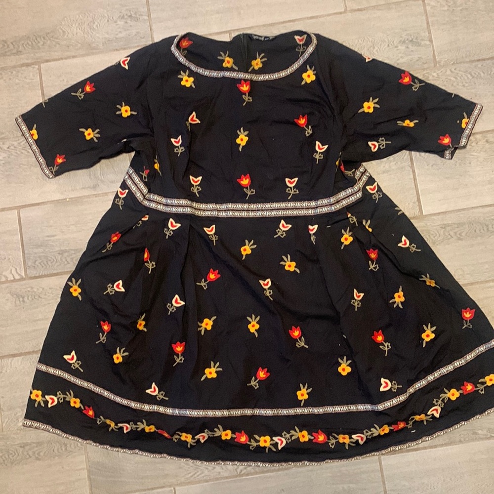 EShakti beautifully detailed floral embroidered dress with zip back and pockets